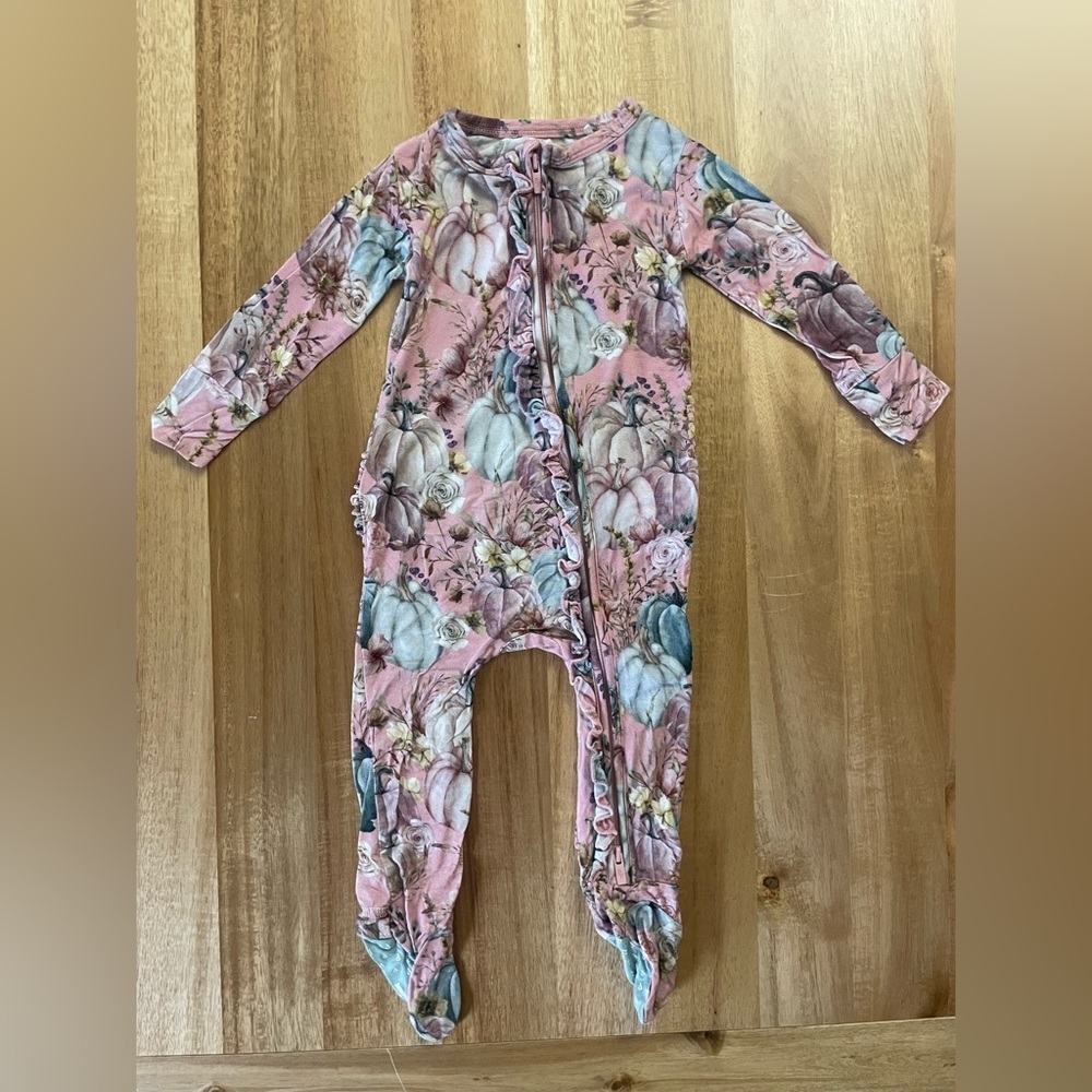 Posh Peanut Pink Floral Pumpkin Zip Bamboo Footie, 9-12m
